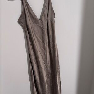 Elegant Taupe Sleeveless Dress